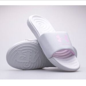 Under Armour Slides Size 8